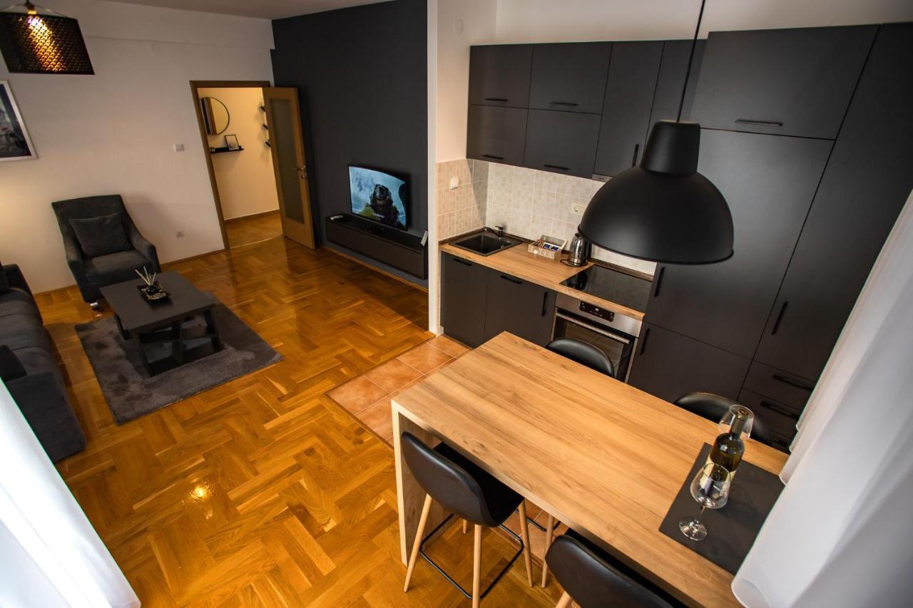 Apartment Podgorica Bagian luar foto